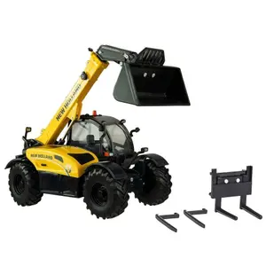 Car games - new holland th 7.42 Britains Farm Toys image-3