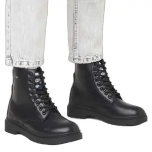 b46-3601-02-bottines-femme-british-knights-blake-noir