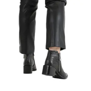 Damen Stiefeletten Bronx New-Rocca Studs image-5