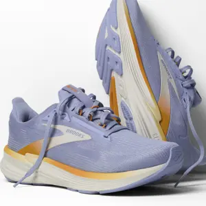 product/b/r/brooks_120456-451_blue-heron-orange-coconut_2.jpg
