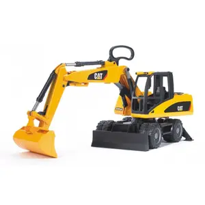 Car games with excavator Bruder Caterpillar CAT image-0