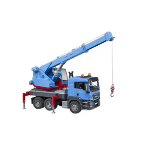 Juegos de coches - tgs camión grúa Bruder image-0