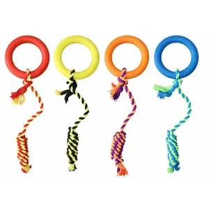 Hundespielzeug Gummiring mit Baumwollseil BUBU Pets image-0