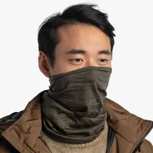 Mid-thick merino wool choker Buff image-1