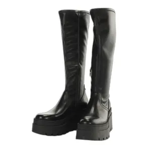 Botas de couro com patente para mulheres Buffalo Lift image-3