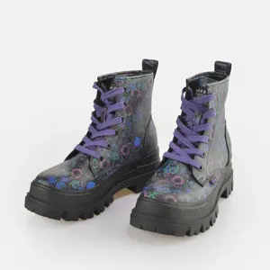 Botas de mulher Buffalo Aspha Lace Up Hi - Vegan Nappa image-1