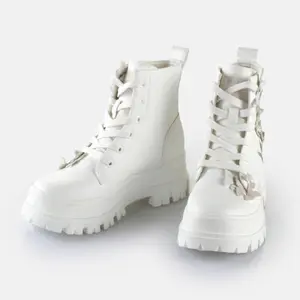 Botas de mulher Buffalo Aspha Rld Butterfly - Vegan Nappa image-4