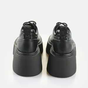 Derbie woman Buffalo Vicious image-3