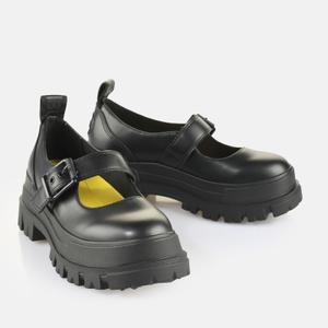 Derbie woman Buffalo Aspha image-2