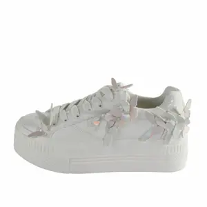 1636137-sneakers-buffalo-paired-butterfly-weiss-multi