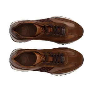 Baskets Bugatti Timon image-5