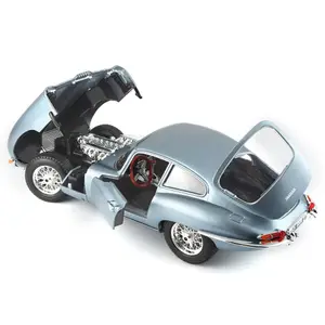 Jaguar Burago E Coupe 1/18E image-1