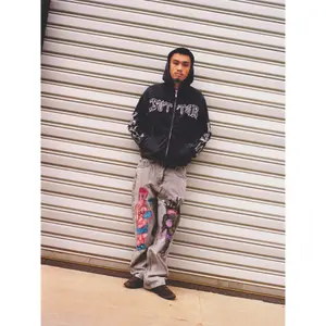 Sweatshirt med huva och dragkedja Butter Goods Thirteen image-2