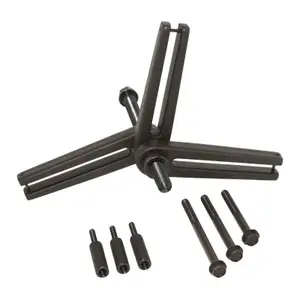 18685-demontage-des-motorgehauses-eines-motorrads-buzzetti-5037-schwarz-tu