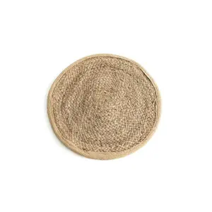 Mini decorative rug By Benson image-0