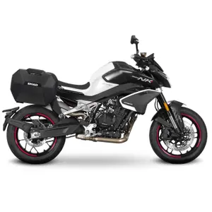Boczny uchwyt na torbę motocyklową Shad 3P System Cf Moto 800 Nk image-1