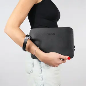 Pouch Cacatoès Gisela Classic image-1