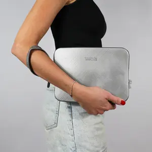 Pouch Cacatoès Gisela Metallic image-1