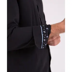 Long-sleeved plain shirt with floral details Camberabero image-3