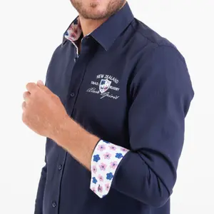 Koszula z długim rękawem z fantazyjnego materiału z kontrastowymi detalami Camberabero image-2