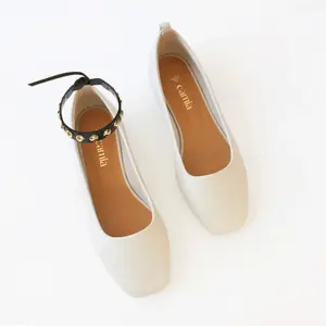 Ballerinas pulseiras de tornozelo com tachas douradas mulher Camia image-3