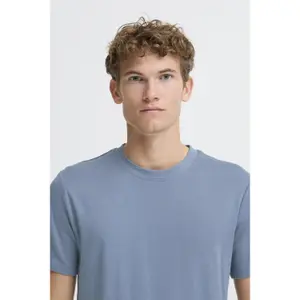 T-shirt Casual Friday Nilo image-5