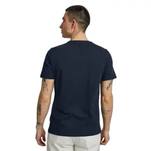 T-Shirt Casual Friday image-3