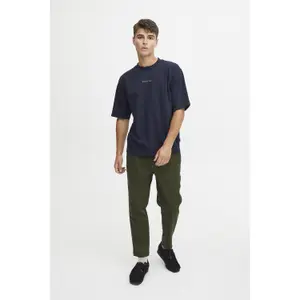 T-Shirt Casual Friday image-1