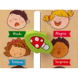 Wooden learning calendar figurine Cayro image-3