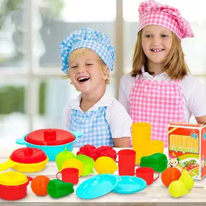 Kitchen and food box 31 pieces CB Toys image-4