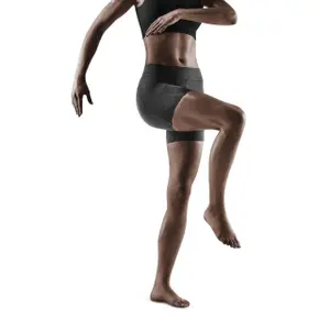Pantalones cortos de mujer CEP Compression image-0