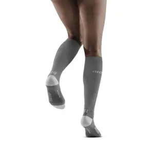 Calcetines de compresión ultraligeros para mujer CEP Compression image-1