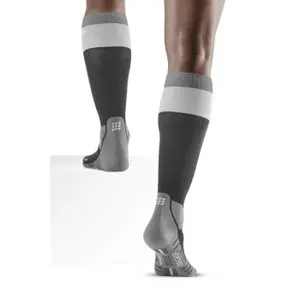 Leichte Kompressionsstrümpfe zum Wandern aus Merino CEP Compression image-1