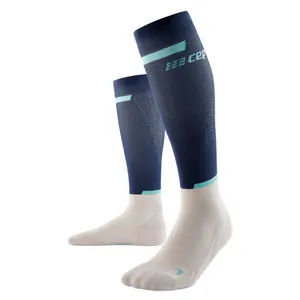 The run socks compression socks, tall v4 CEP Compression image-1