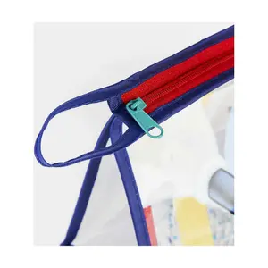 Children's toiletry bag Cerda Toilettage Personnel Mickey image-2