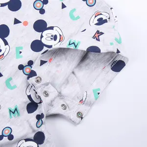 Baby girl t-shirt and shorts set Cerda Minnie image-2