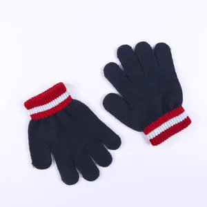 Children's hat and gloves set Cerda Mickey image-2