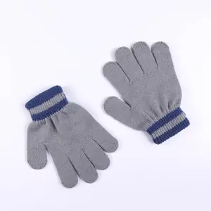 Girls' hat and gloves set Cerda Looney Tunes Piolin image-2