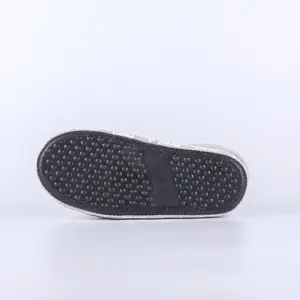 Girl's slippers Cerda Francesita Looney Tunes image-3