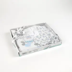 Baby boy top, hat, romper, gant and bib set Cerda Mickey image-5