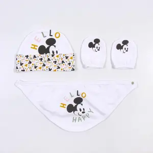 Baby boy 2-piece pyjama set, cap, bib and muffler Cerda Mickey image-4