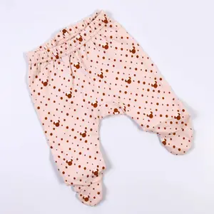 Baby girl 2-piece pyjama set, cap, bib and mittens Cerda Minnie image-3