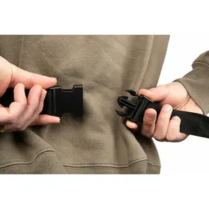 Cinturón de cebo Fox aquos camolite 4L image-1