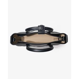 Hladká dámská kožená kabelka z hovězí kůže Chabrand Maëlys image-3