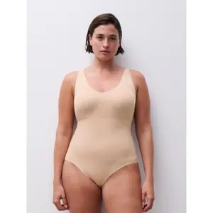 Körperformende Frau Chantelle Smooth Comfort image-1