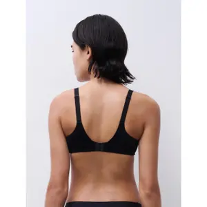Sehr umhüllender Büstenhalter mit Bügel für Damen Chantelle Intrigue image-2