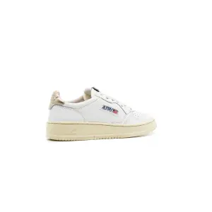Baskets Femme Autry LL06 low image-1