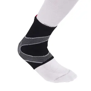 Knöchelbandage mit Gelunterlage McDavid 4-Way Elastic image-0