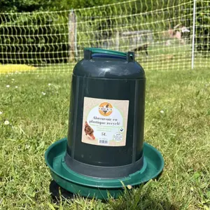 Recycled Plastic Water Trough Chick'A image-3