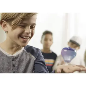 Set of 2 spinning tops with electric launcher Chicos image-4